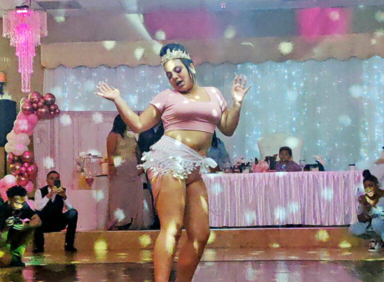 How Much Does Tt Cost To Hire a Quinceañera Choreographer?